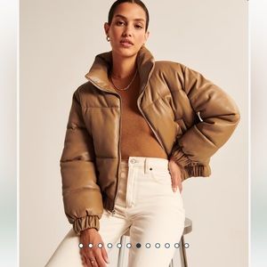 Brand New-A&F ultra mini puffer in brown XS